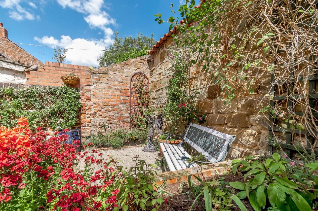 Chimes Cottage Guisborough Exteriör bild